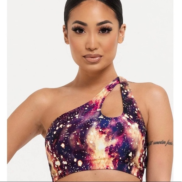 LiCi Fit Other - 🔮 LiCi Fit Retrograde One Shoulder Bra 🔮